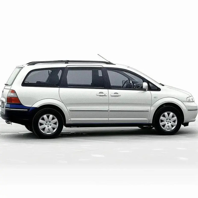 Kia Carnival (2002-2005) Accessories