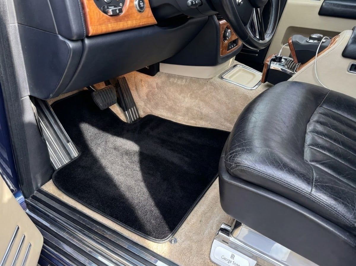 Gule saueskinnsmatter for Rolls Royce Phantom VIII (2017-2024) ER56 Design - ER56 Design