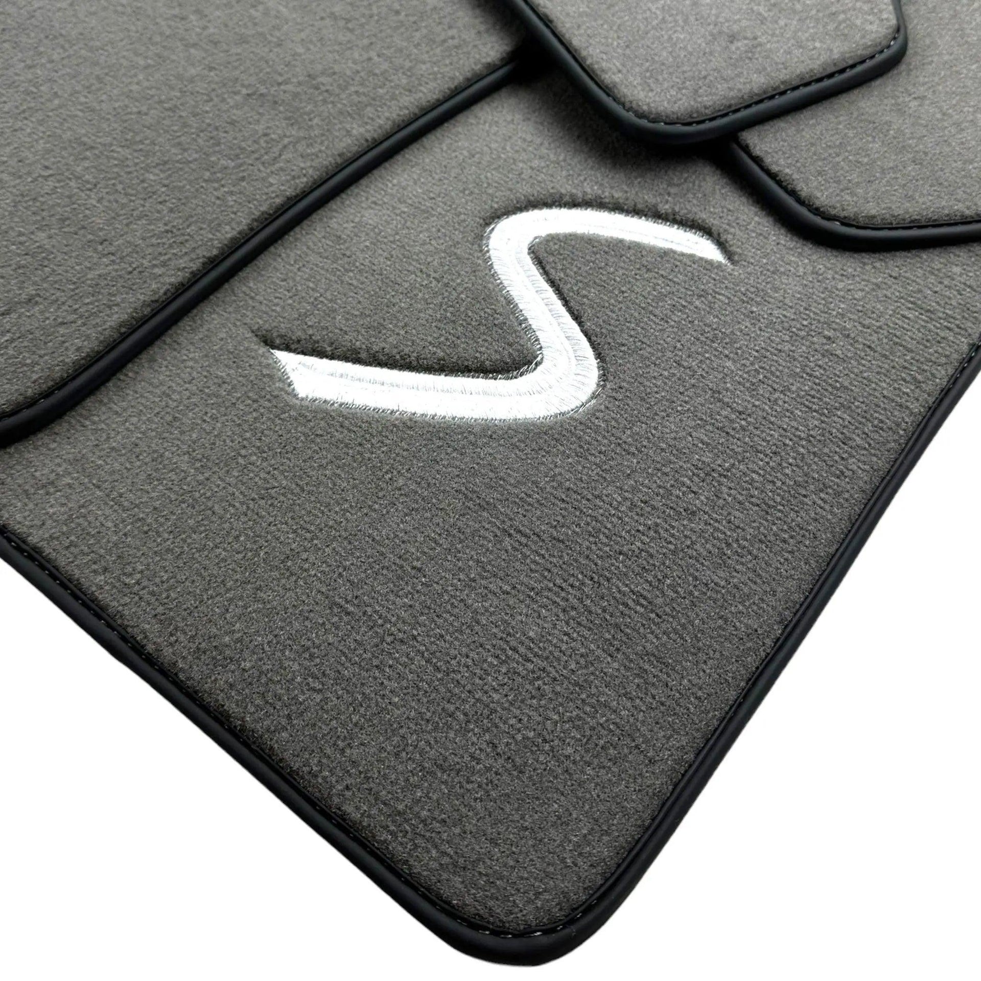 Grey Floor Mats for Mini Cabrio F57 Convertible (2016-2023) - AutoWin