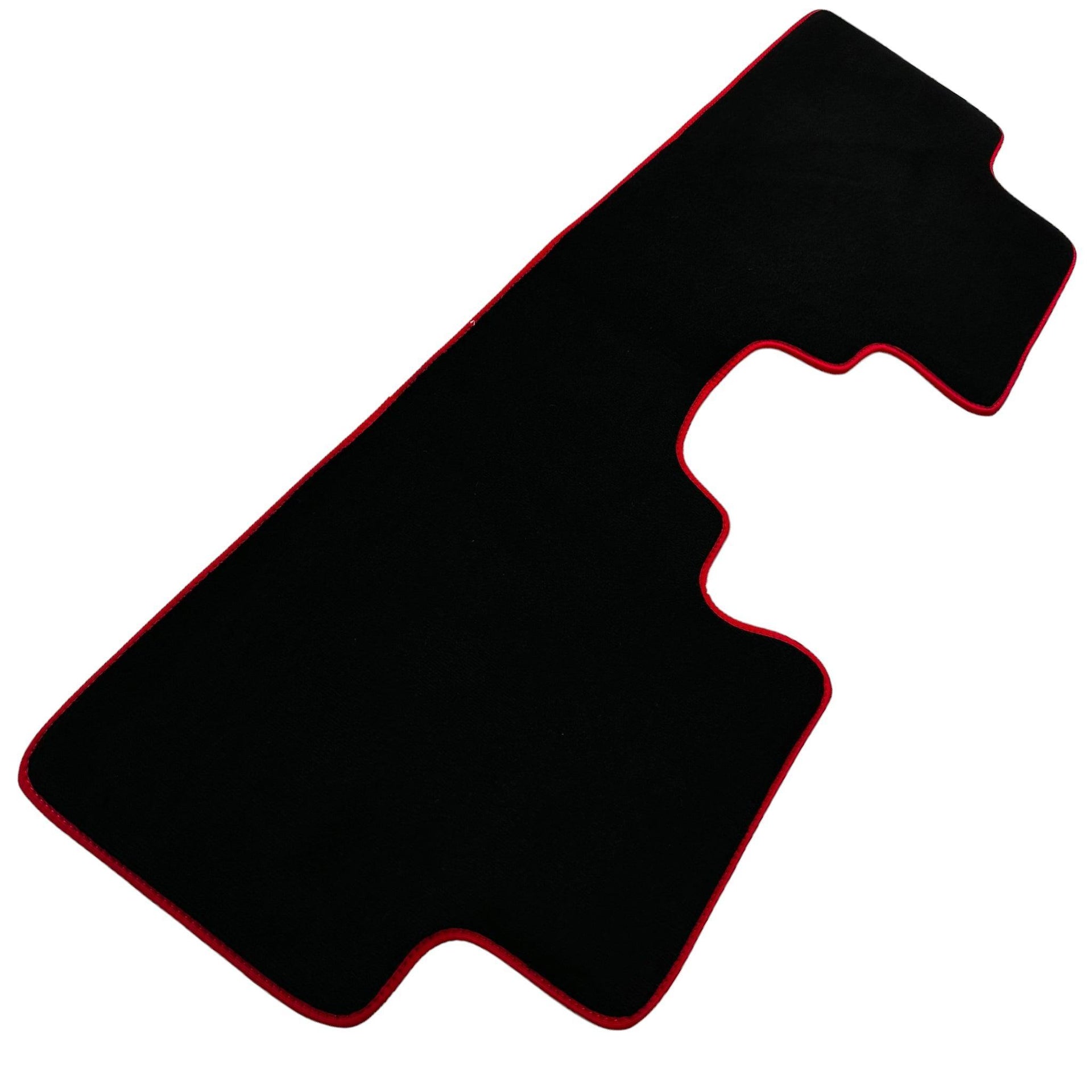 Black Floor Mats For Kia Sportage (2004-2010) ER56 Design - AutoWin