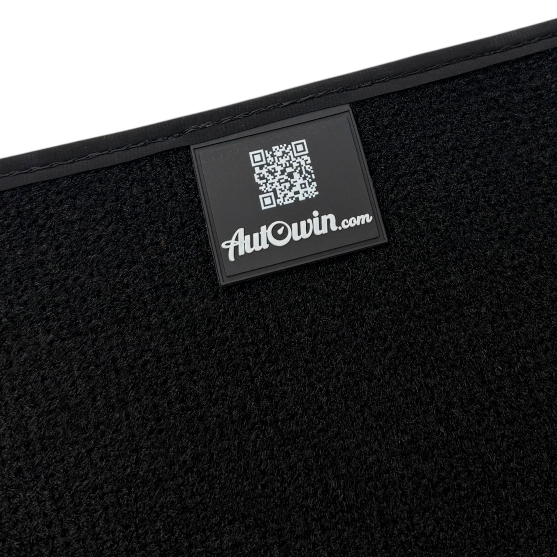 Black Car Floor Mats for Rolls-Royce Cullinan (2018-2025) with Black Floral Skull Design