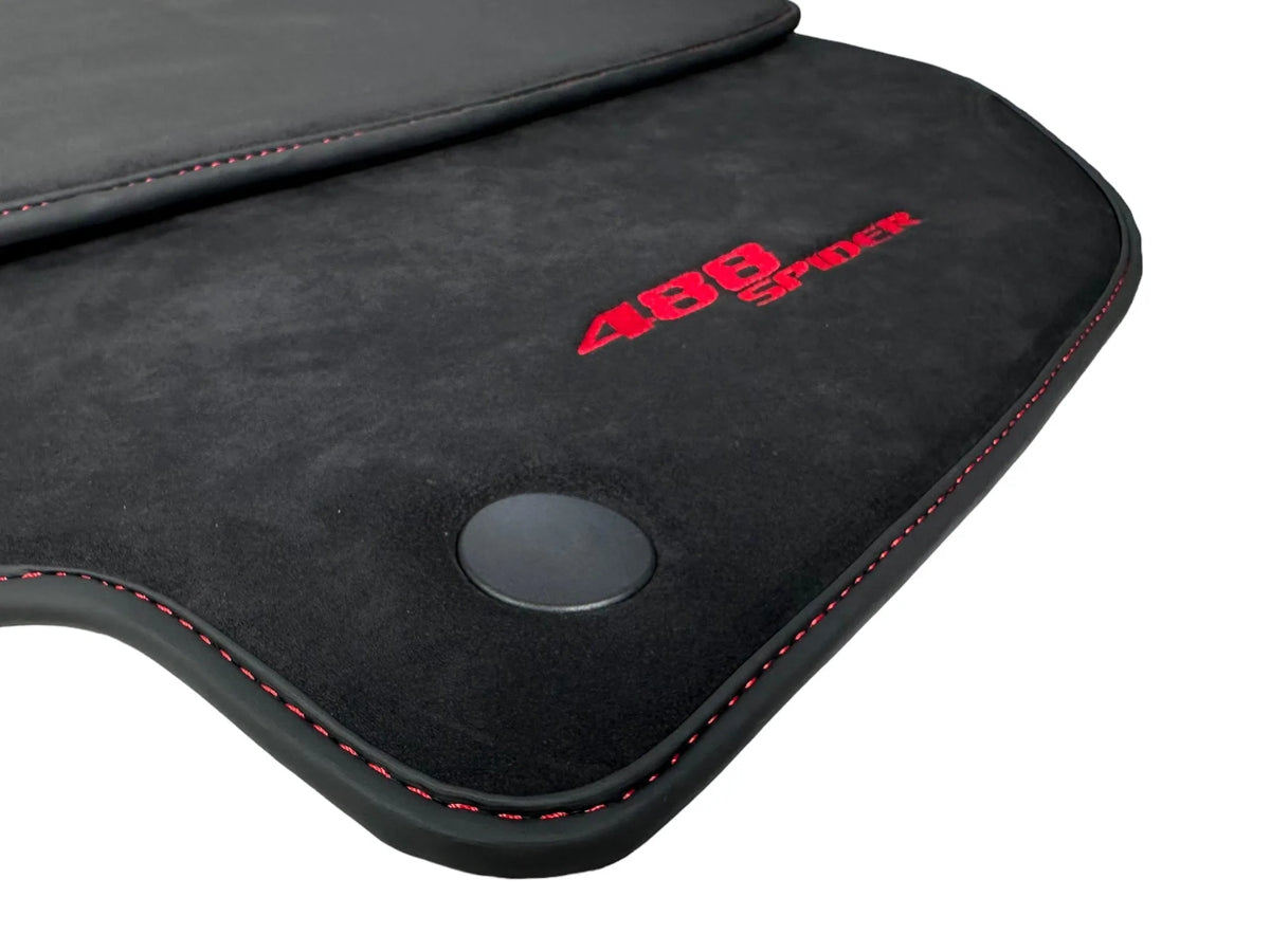 Alcantara Bilmatter for Ferrari 488 Spider 2016-2022 Rød Søm - AutoWin