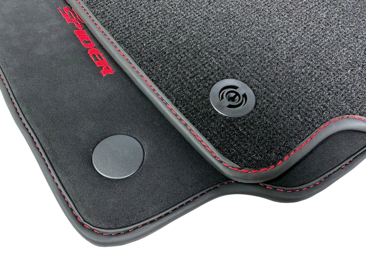 Alcantara Bilmatter for Ferrari 488 Spider 2016-2022 Rød Søm - AutoWin