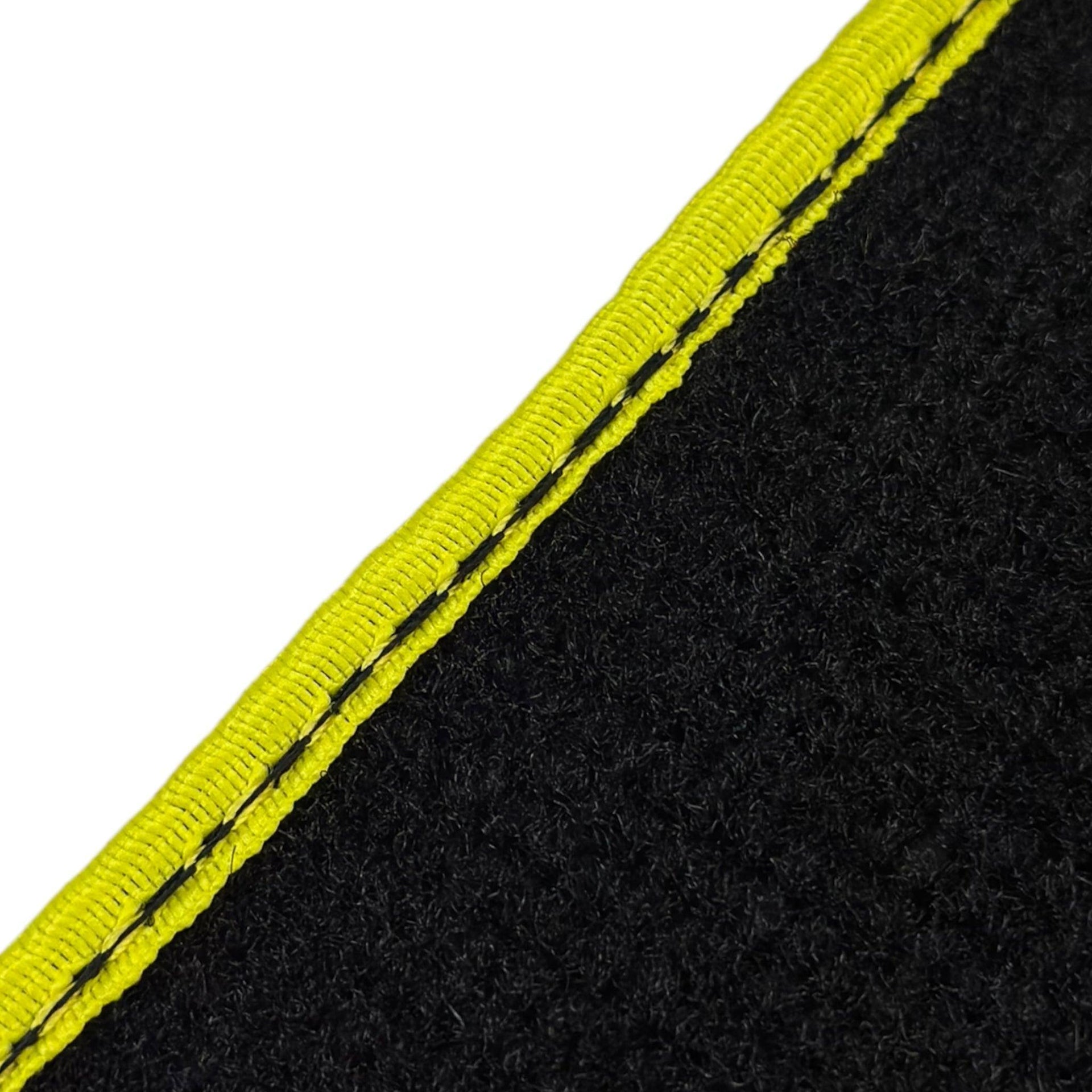 Black Floor Mats For BMW G30 Sedan (2016-2023) | Yellow Trim - AutoWin