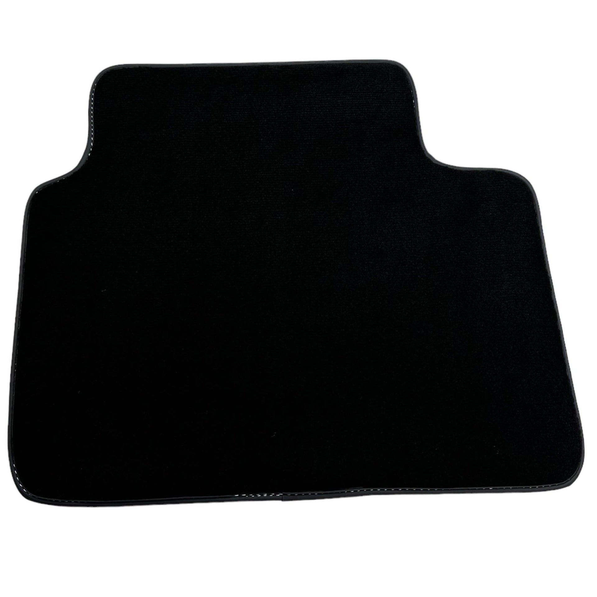 Black Floor Mats For Kia Sportage (2010-2016) - AutoWin