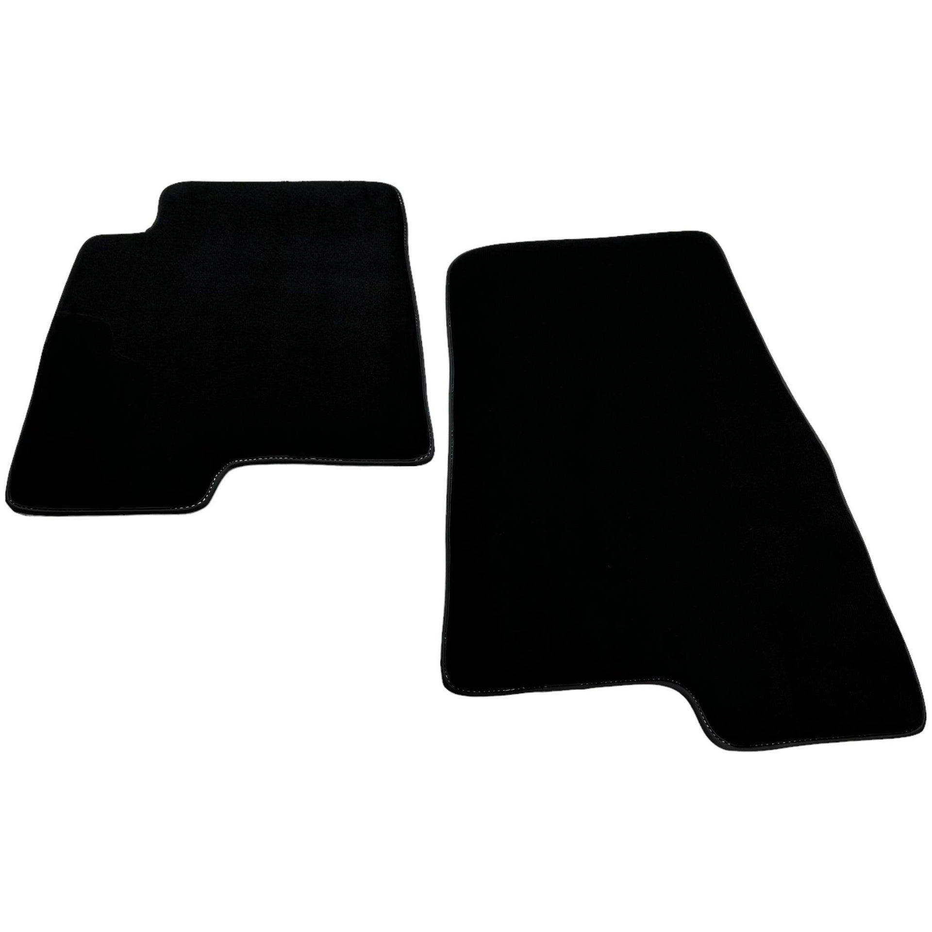 Black Floor Mats For Mitsubishi Pajero III (2000-2004) - AutoWin