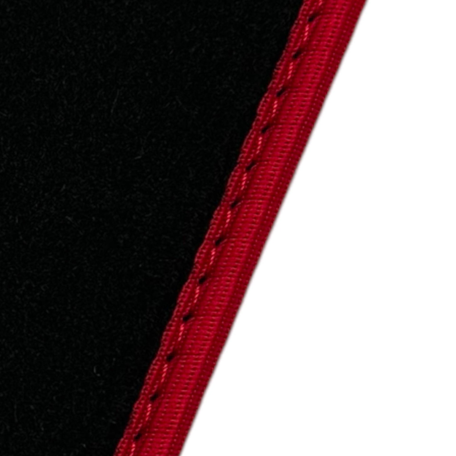 Black Floor Mats For Nissan Patrol (1997-2006) - AutoWin