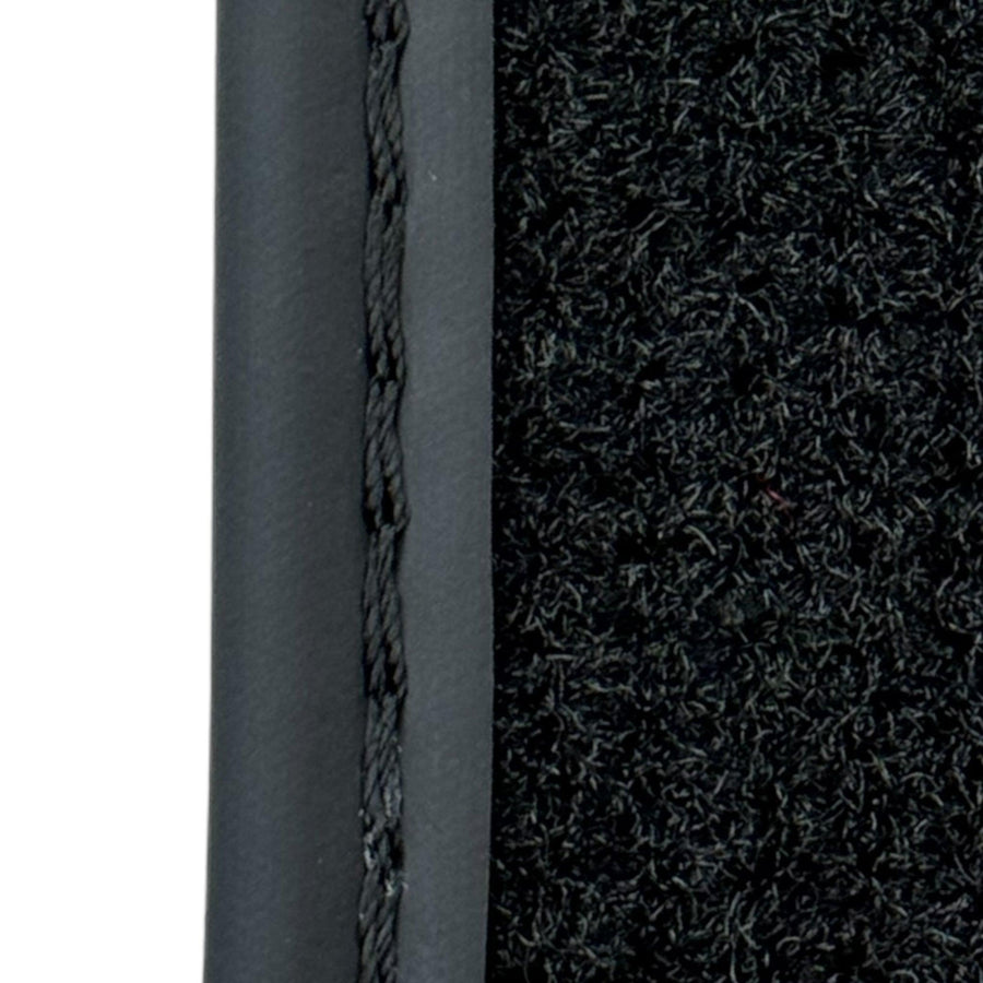 Black Floor Mats for Audi Q5 FY Hybrid (2017-2023) - AutoWin