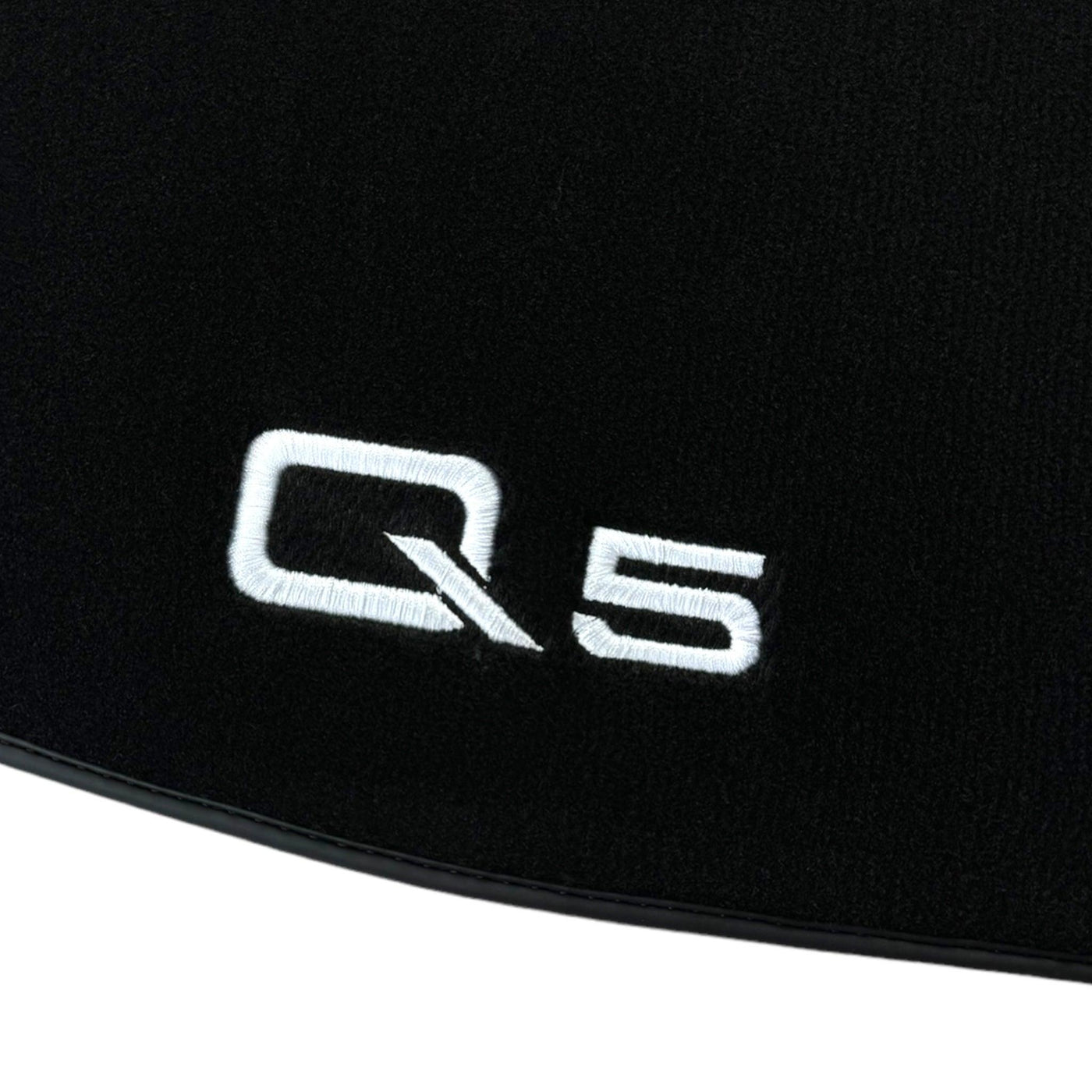 Black Floor Mats for Audi Q5 8R (2008-2017) - AutoWin