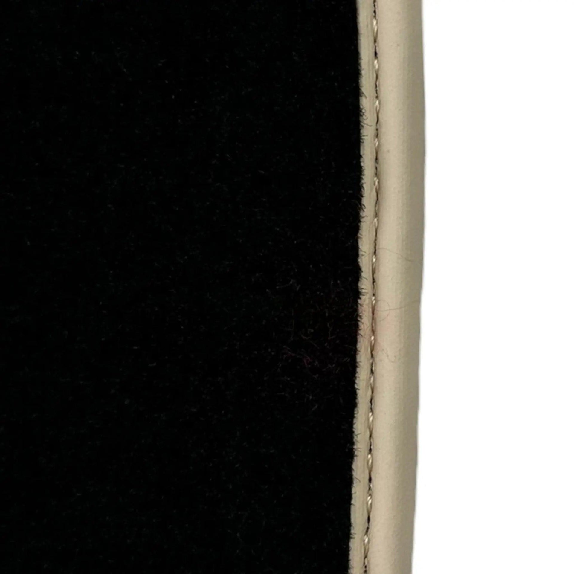 Black Floor Mats For Bentley Continental GTC Convertible (2018–2023) - AutoWin