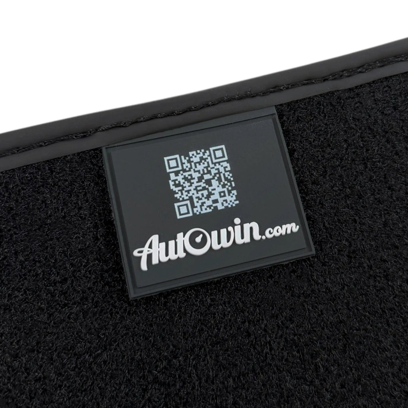 Black Floor Mats for BMW G60 (2023-2026) Sedan | Green Leather Borders