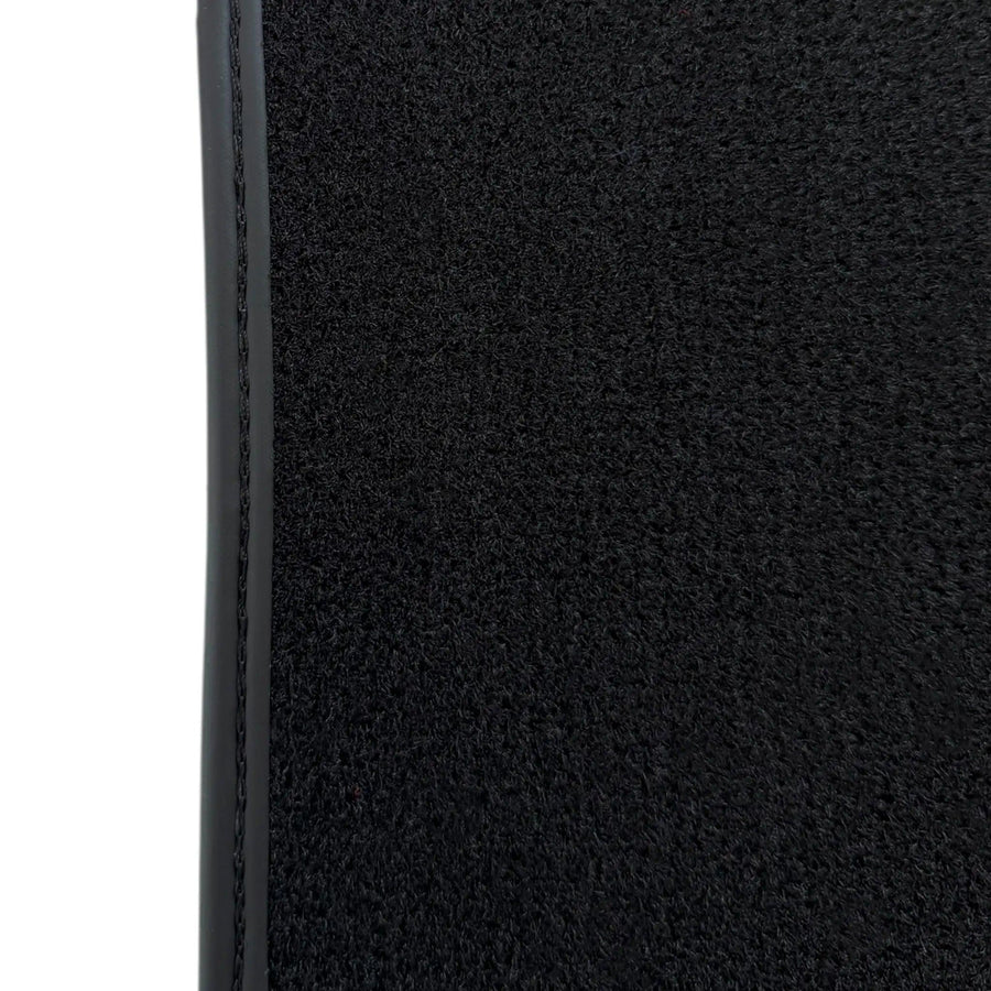 Black Floor Mats for BMW Gran Tourer F46 (2015-2022) 7 Seats with Green Leather ER56 Performance