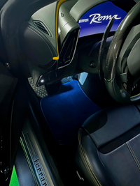 Dunkelblaue Fußmatten für Ferrari Roma (2021–2024), italienische Ausgabe