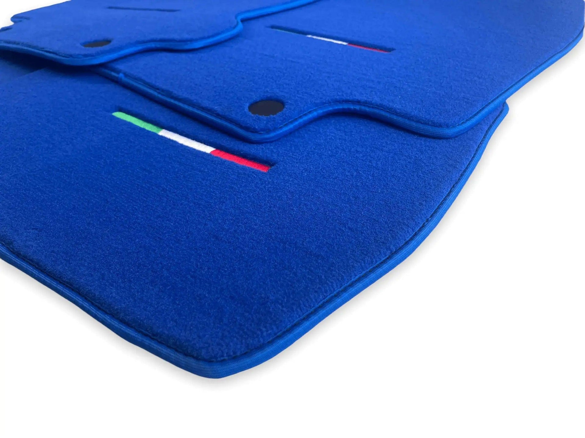 Floor Mats For Maserati GranTurismo Sport (2012-2019) Blue IT Edition - AutoWin