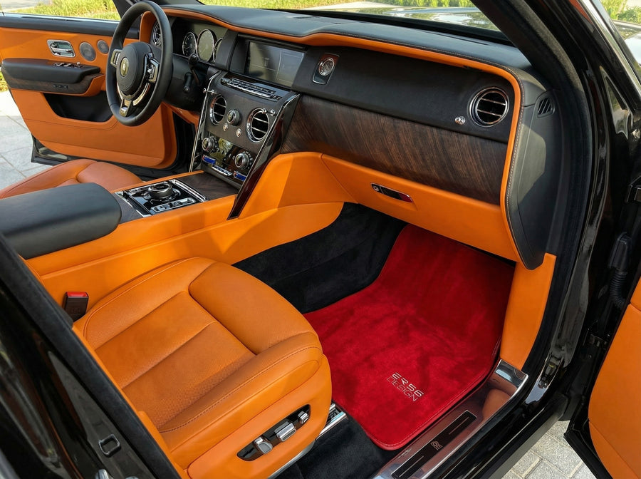 Bilmatter For Rolls Royce Cullinan Rr31 2018-2025 Rød ER56 Design