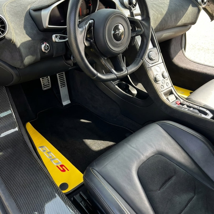 Svarte Bilmatter For McLaren 650S Skreddersydd Med Gul Lær