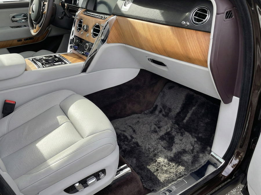 Saueskinn Bilmatter for Rolls Royce Cullinan Rr31 2018-2025 Er56 Design Brand