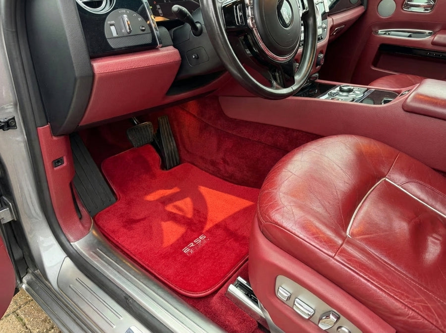 Bilmatter For Rolls Royce Ghost Series I (2010–2020) Rød ER56 Design