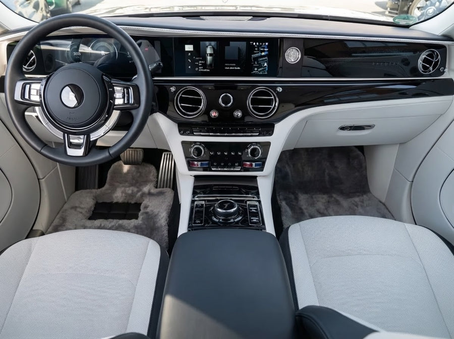 Grå Saueskinn Bilmatter For Rolls Royce Spectre (2023-2024) ER56 Design Merke