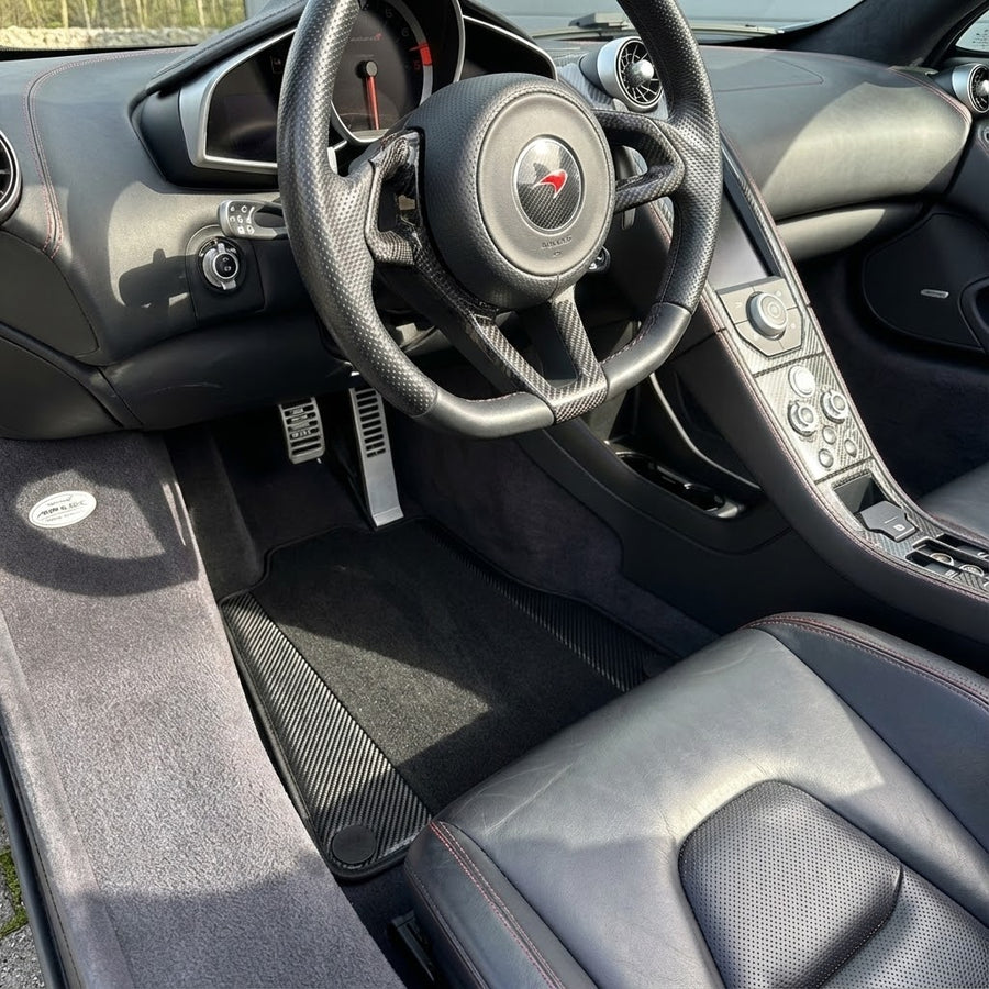 Svarte Bilmatter for McLaren MP4-12C (2011–2014) med karbon lær
