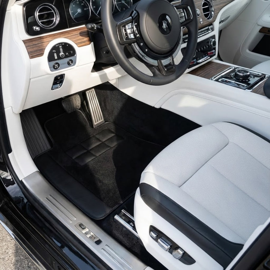 Skreddersydde bilmatter for Rolls Royce Spectre (2023-2024) med svart skinn