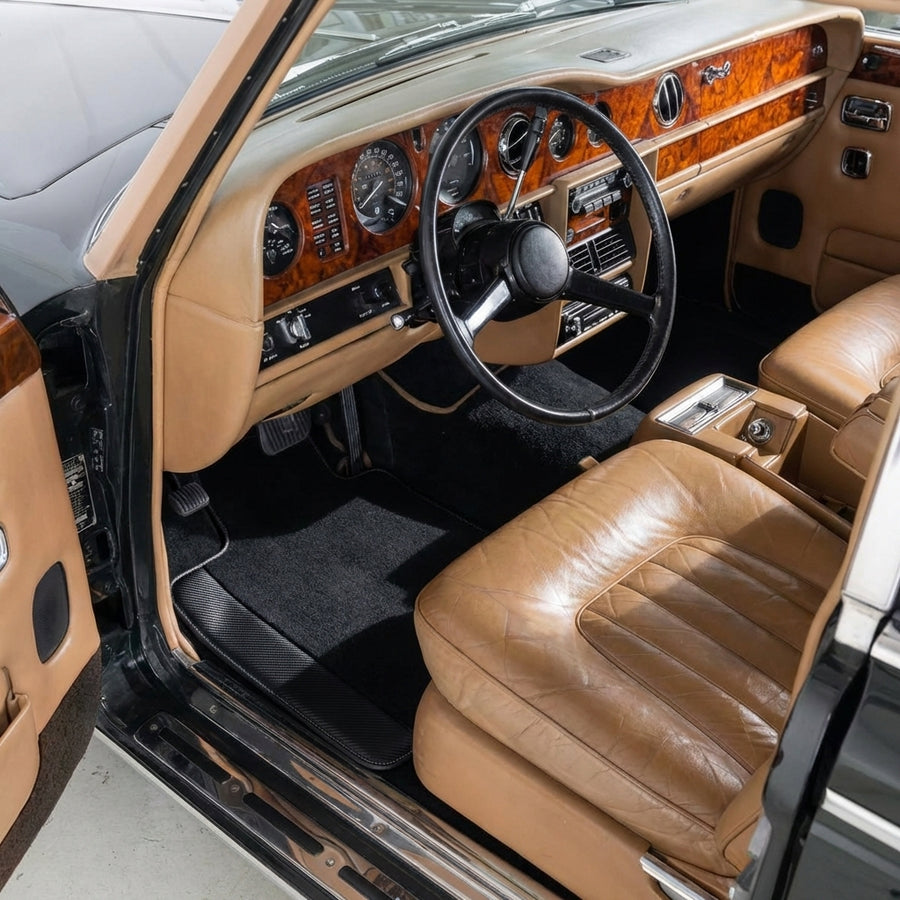 Skreddersydde Bilmatter for Rolls Royce Wraith (2013–2023) med karbonfiber skinn
