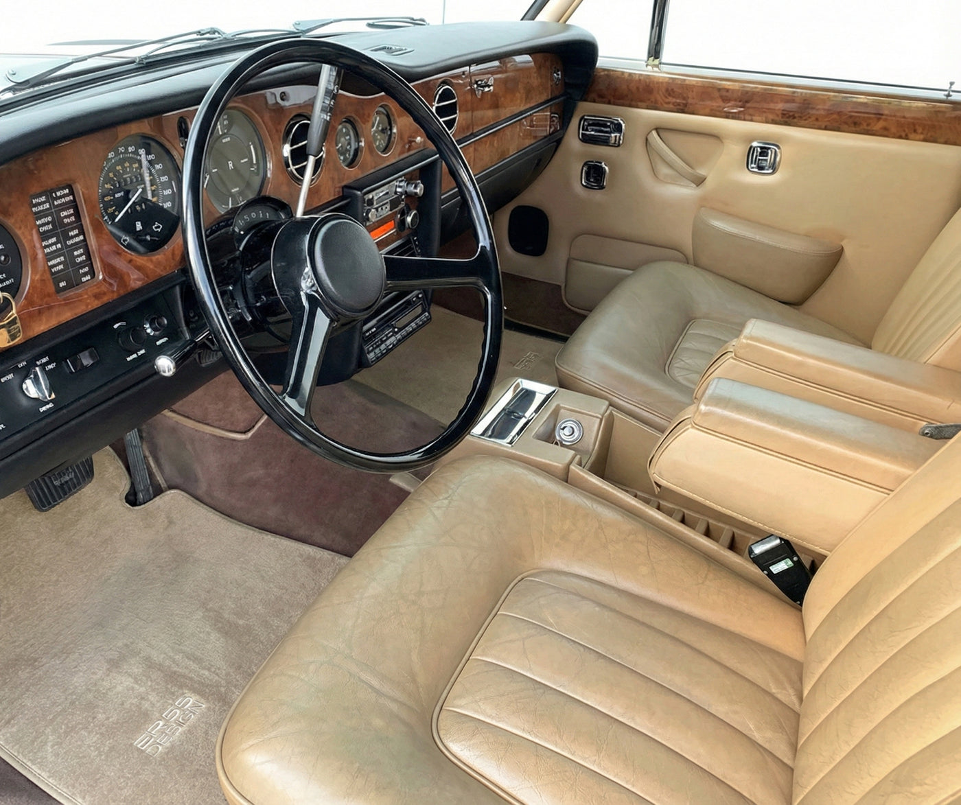 Bilmatter for Rolls Royce Shadow 1965-1977 Beige Er56 Design
