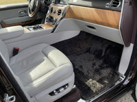 Fußmatten aus echtem Schaffell für Rolls Royce Cullinan RR31 2018-2025 ER56 Designmarke