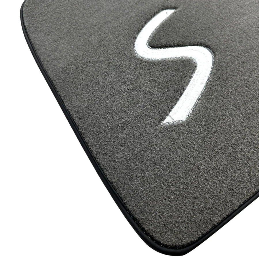 Grey Floor Mats for Mini Clubman R55 (2007-2015) - AutoWin