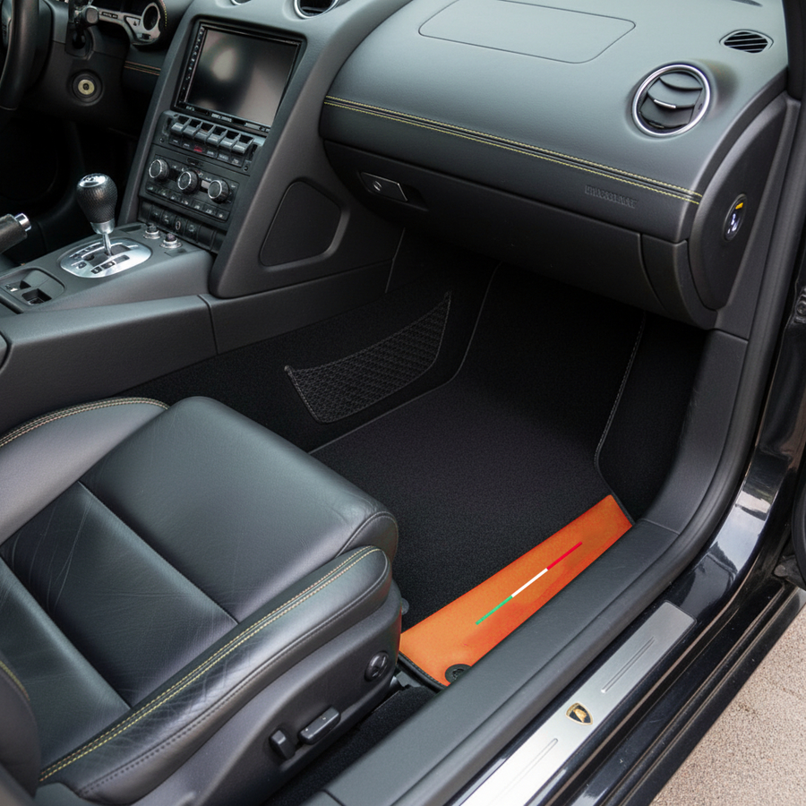 Skreddersydde svarte Bilmatter for Lamborghini Gallardo med oransje Arancia Mira Nappa lær