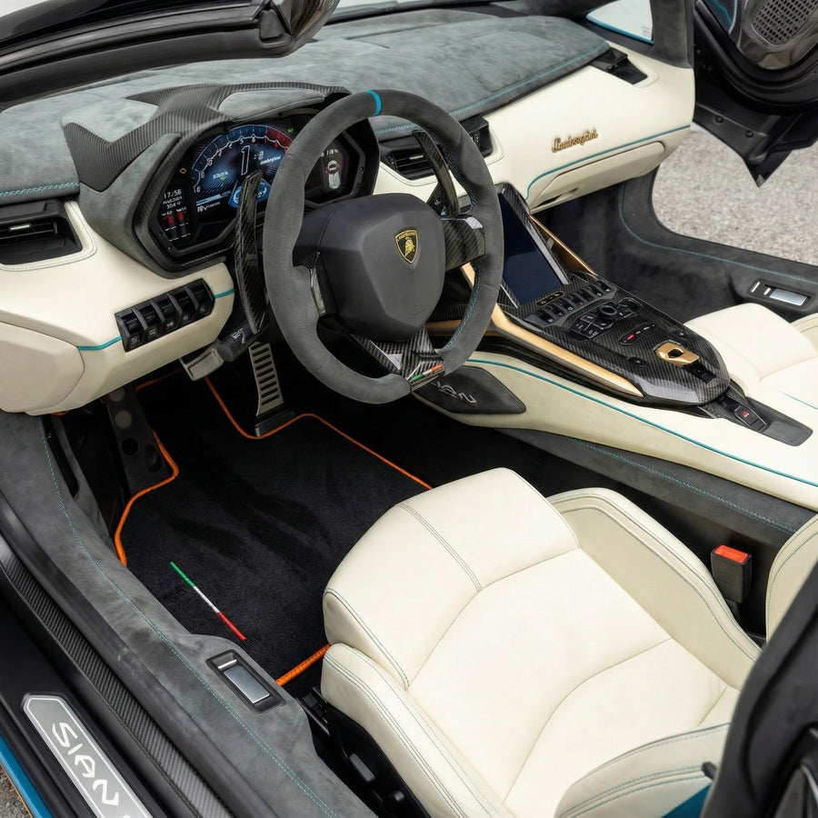 Tilpassbare bilmatter for Lamborghini Sian (2020-2022) | Oransje kant