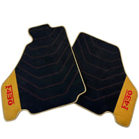 Schwarze Alcantara Autofußmatten für Ferrari F430 (2004-2009) - Rote Nähte - AutoWin