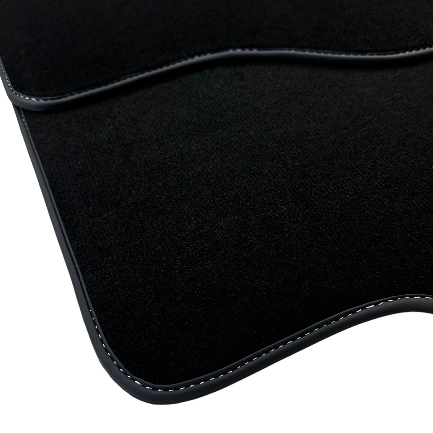 Black Floor Mats For A6 - C8 Sedan (2018-2023) - AutoWin