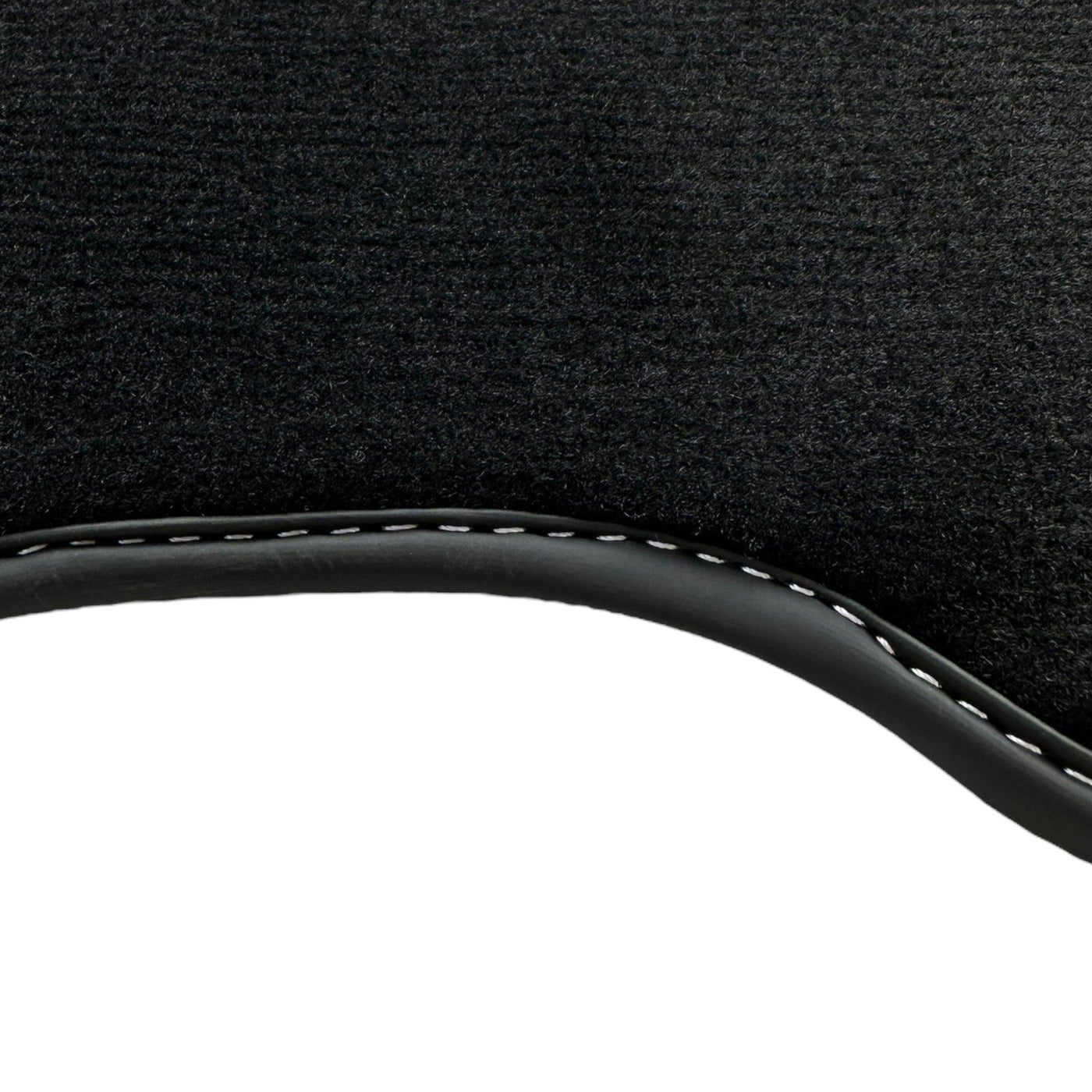 Black Floor Mats For Honda CR-V (2002-2006) - AutoWin