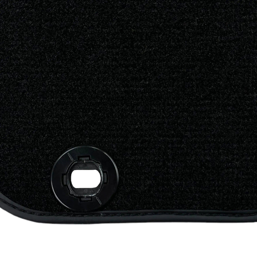 Black Floor Mats for Infiniti Q30 (2015-2020) - AutoWin