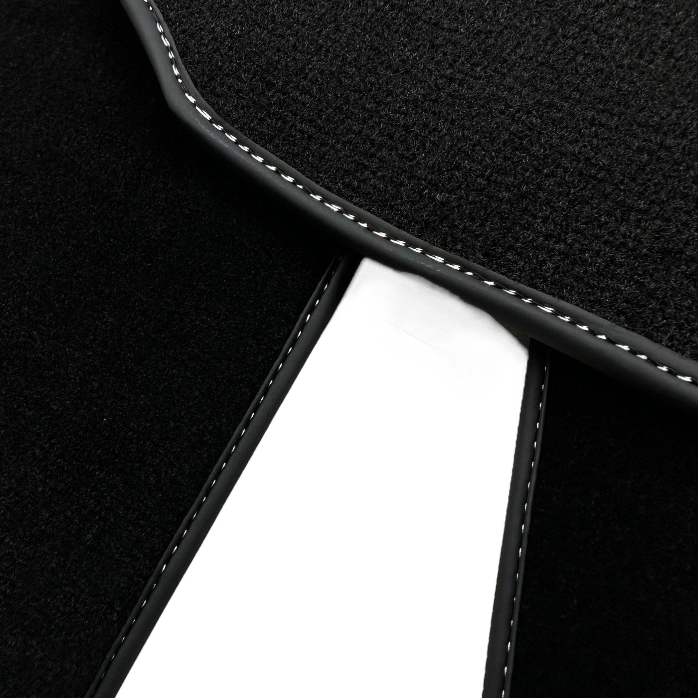 Black Floor Mats for Kia Rio (2020-2024) MHEV - AutoWin