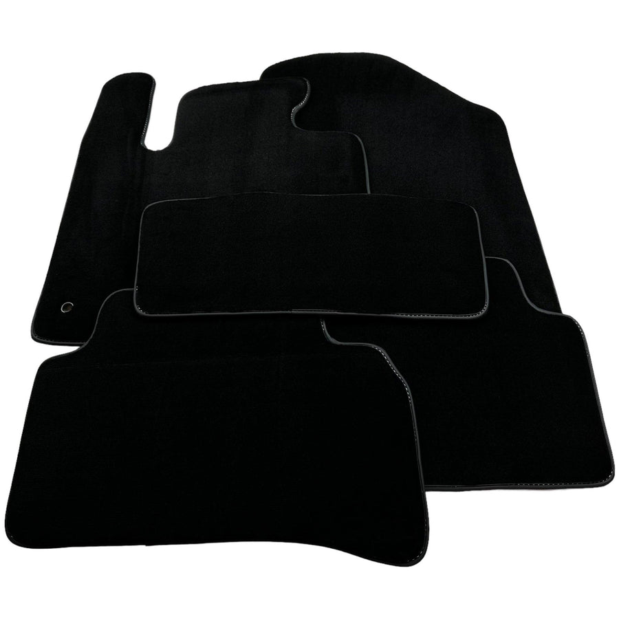 Black Floor Mats for Kia Sorento 7 Seater (2009-2012) - AutoWin