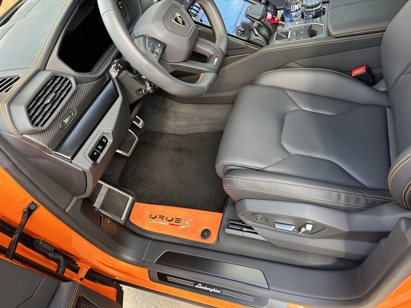 Black Floor Mats For Lamborghini Urus S With Orange Alcantara Leather - AutoWin
