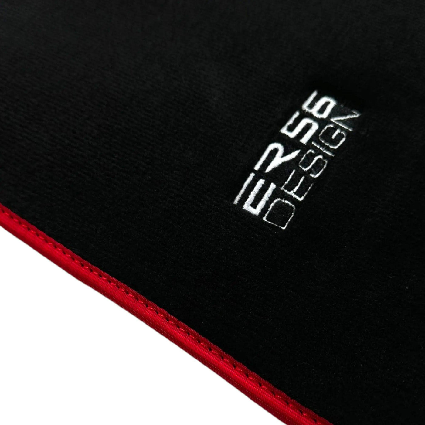 Black Floor Mats For Mercedes-Benz C Class W204 Coupe 2012-2015 ER56 Design with Red Trim - AutoWin