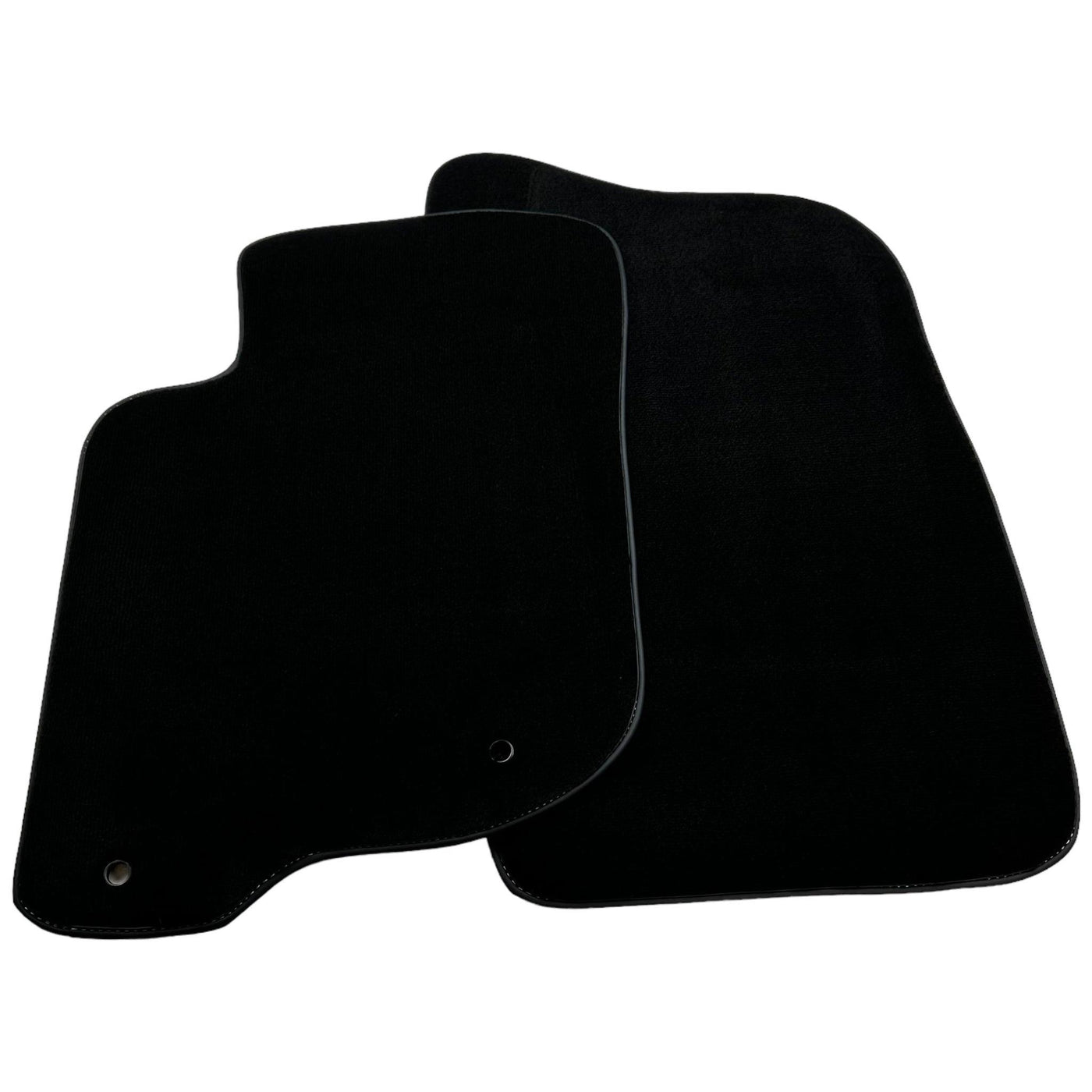 Black Floor Mats For Mitsubishi Pajero Sport (2009-2015) - AutoWin