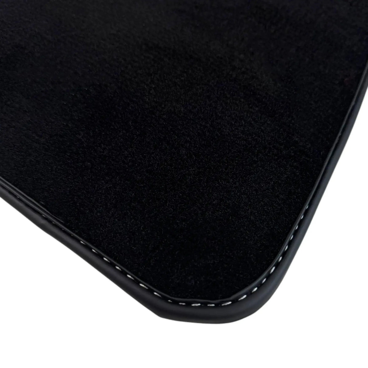 Black Floor Mats for Rolls Royce Wraith (2013–2023) with White Leather