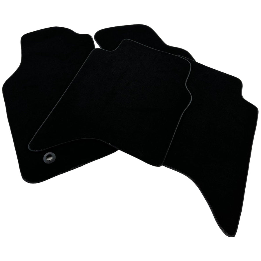 Black Floor Mats For Toyota Hilux (2005-2015) - AutoWin