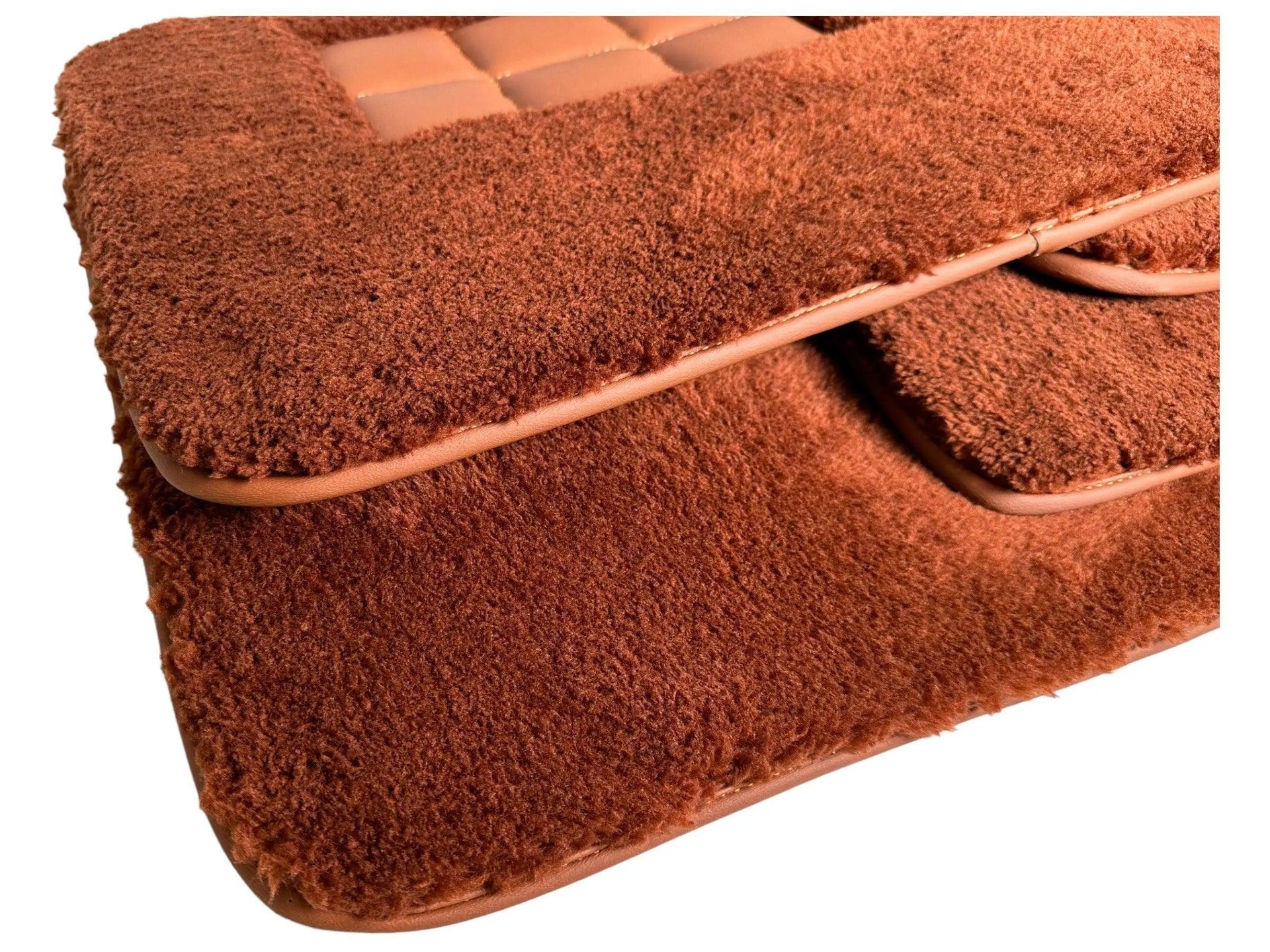 Brown Sheepskin Floor Mats For Bentley Bentayga (2015-2023) Er56 Design Brand - AutoWin