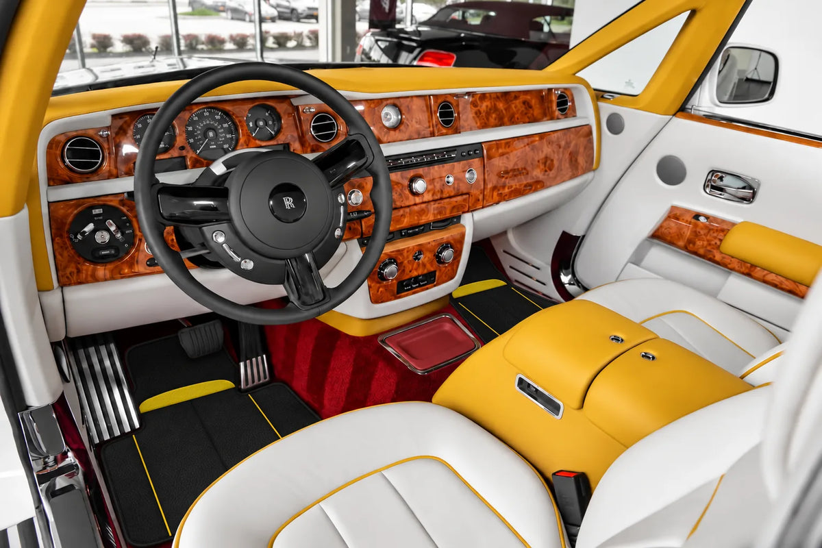 Customizable Leather Floor Mats with AW31 Pattern for Rolls Royce Phantom Drophead Coupe (2007-2016) inside the vehicle