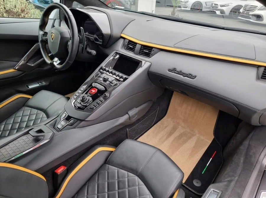 Skreddersydde beige Bilmatter for Lamborghini Aventador med Alcantara-lær