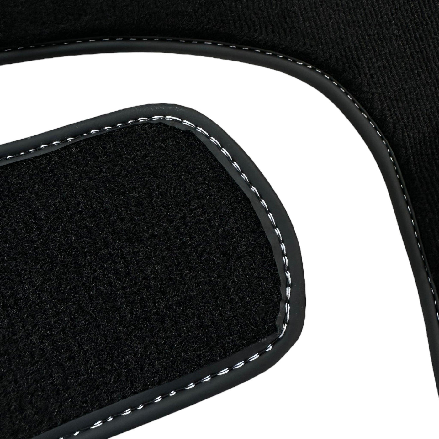 Floor Mats for Toyota Land Cruiser 95 (1997-2004) - AutoWin