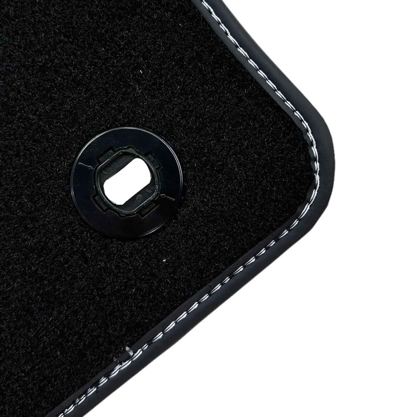 Floor Mats for Toyota Prius Wagon (2012-2023) - AutoWin