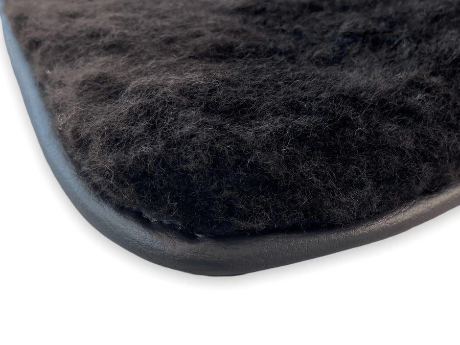 Genuine Sheepskin Floor Mats Bentley Flying Spur (2005-2013) Er56 Design Brand - AutoWin