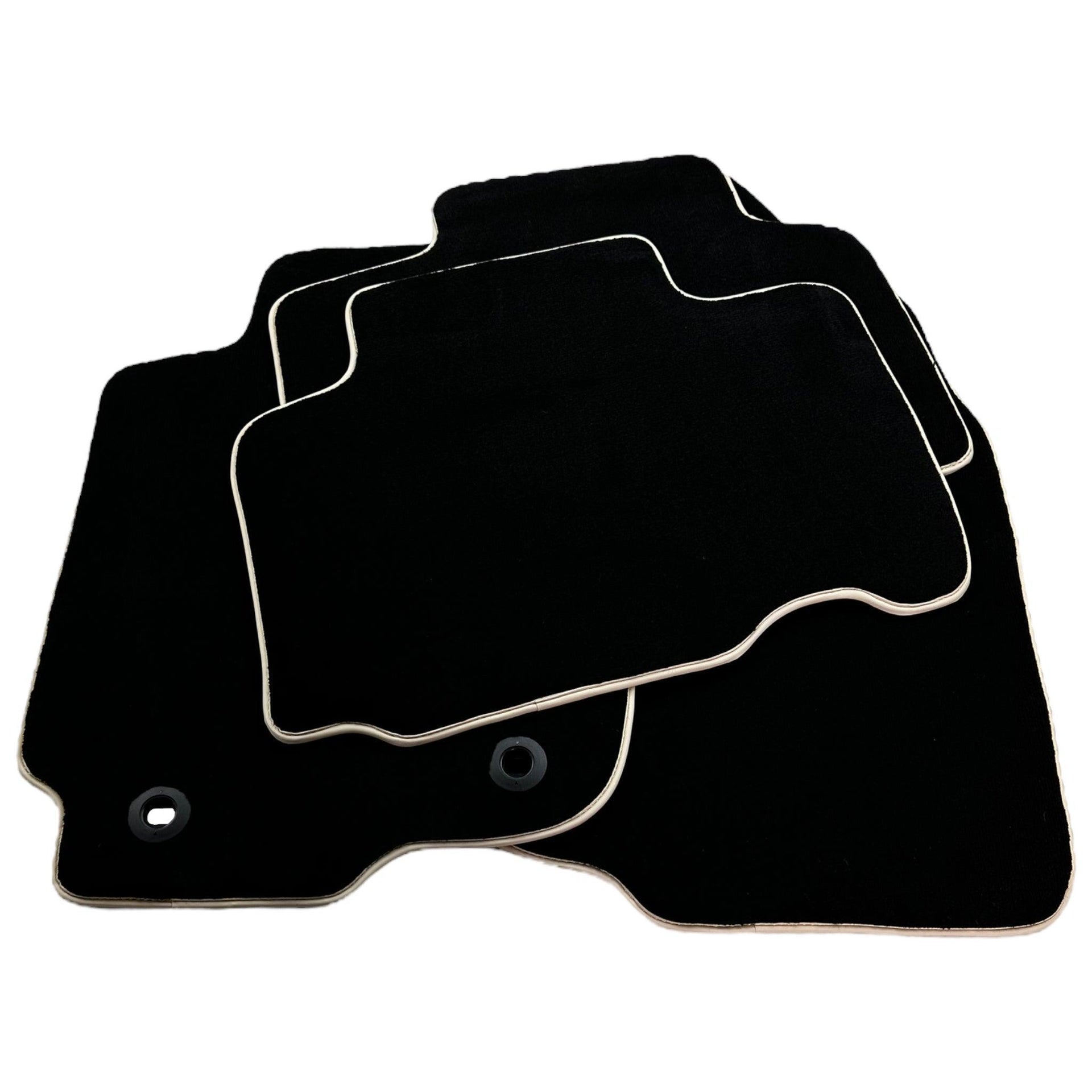 Black Floor Mats For Toyota RAV4 (2013-2018) - AutoWin