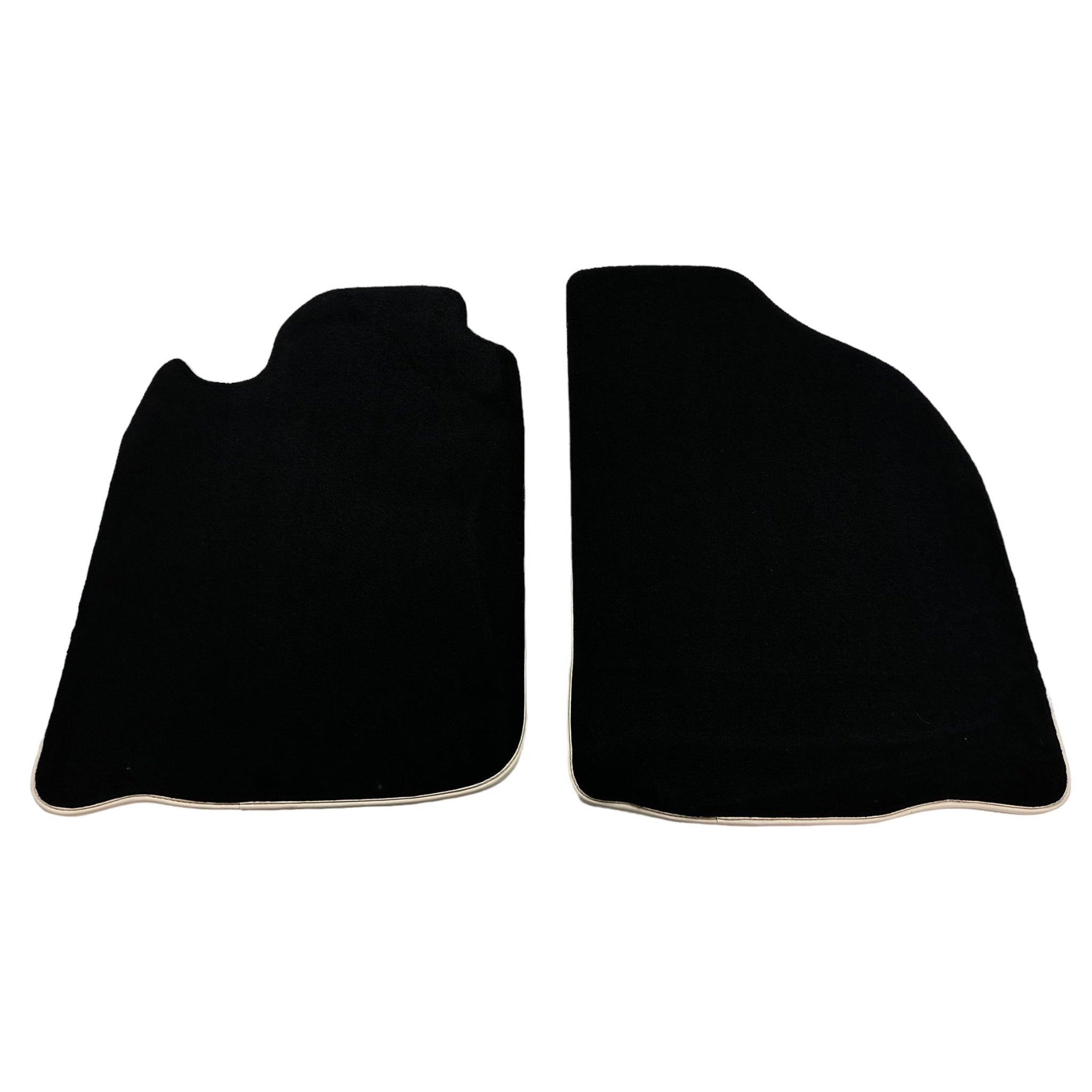 Black Floor Mats For Mitsubishi Pajero Sport (1996-2006) - AutoWin